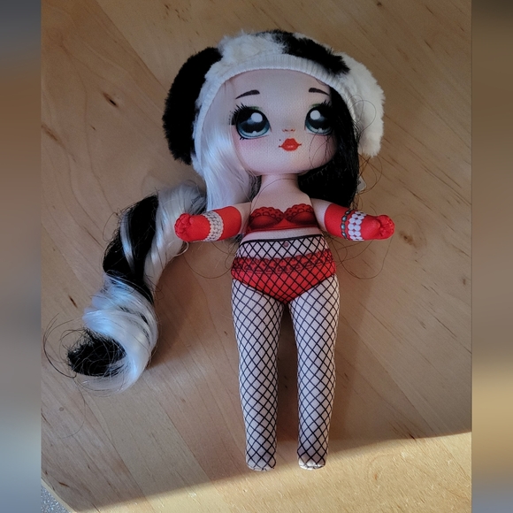 Two Na Na Na Surprise - Michael Manchester Doll -Series 3 Dottie DeMil - Picture 11 of 16